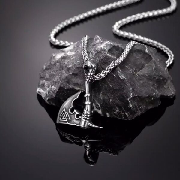 Halskjede vikingøks med Valknut