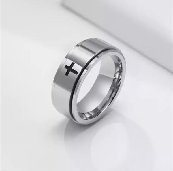 Spinnerring med kors - Image 2