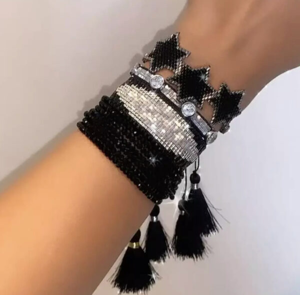 Sett med perlearmbånd - Black Silver Star