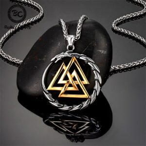 Halskjede med Valknut