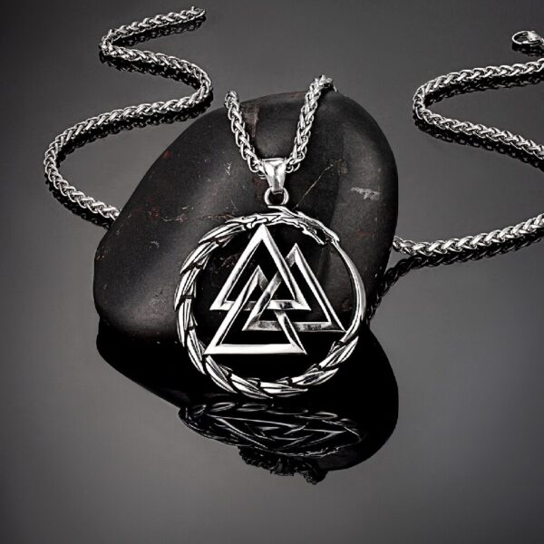 Halskjede med Valknut - Image 2